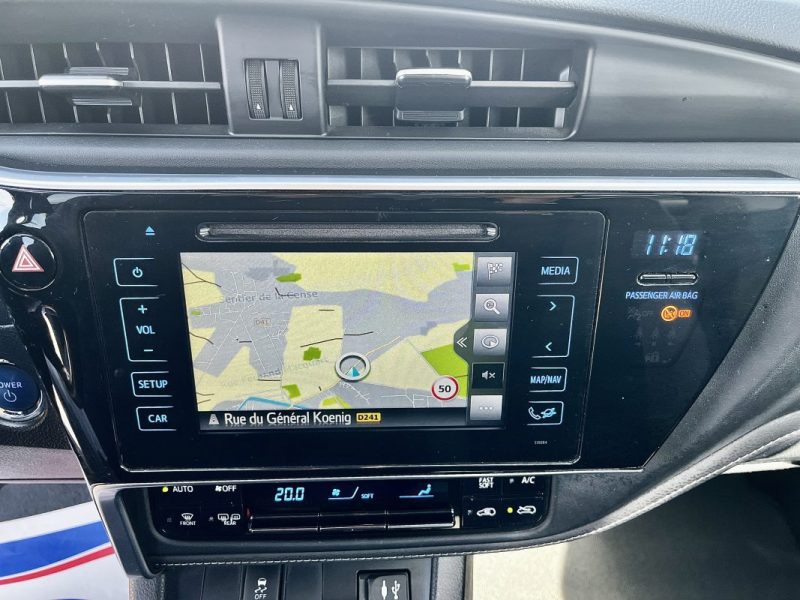 TOYOTA Auris 1.8 136Ch Technoline 03/2017