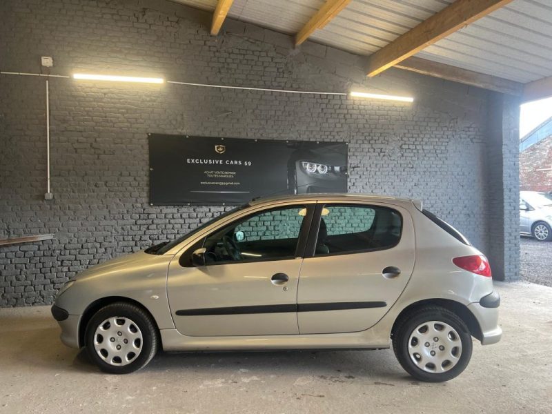 PEUGEOT 206 URBAN 1.4 HDI 70 