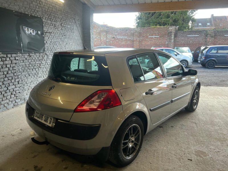 RENAULT  MEGANE II 1.5 DCI AUTHENTIQUE 82CH 