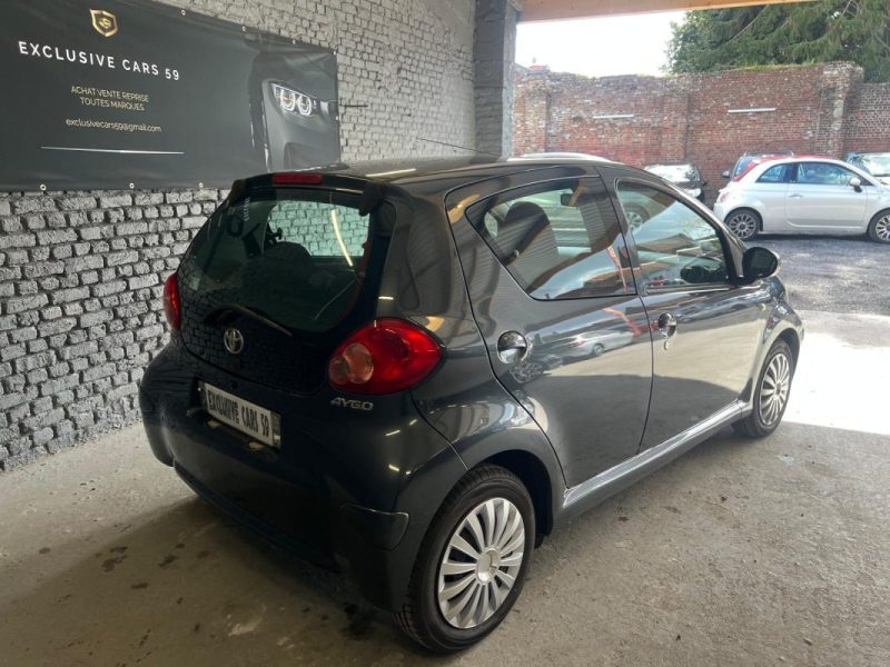 TOYOTA AYGO 1.4 HDI CONFORT 5P FAIBLE KILOMÉTRAGE  