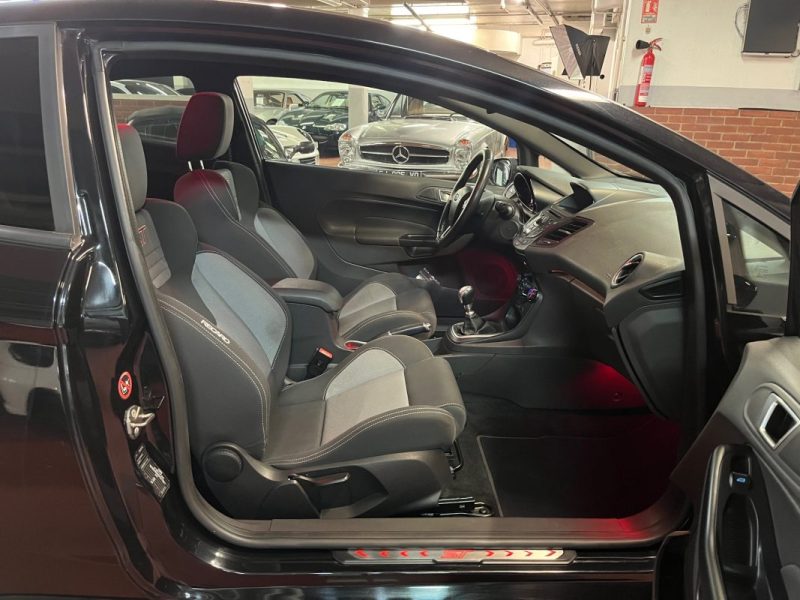 FORD FIESTA 1.6 Ecoboost 182CH ST 3P 