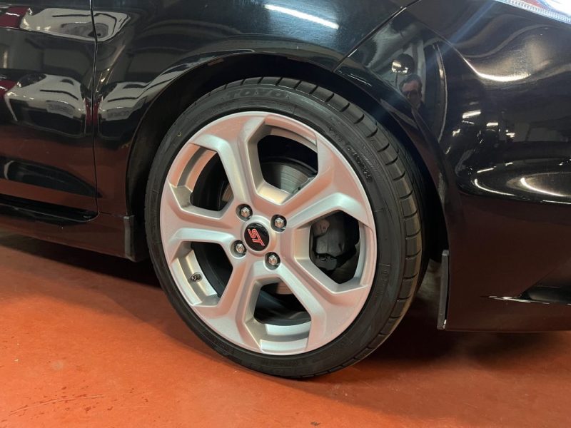 FORD FIESTA 1.6 Ecoboost 182CH ST 3P 