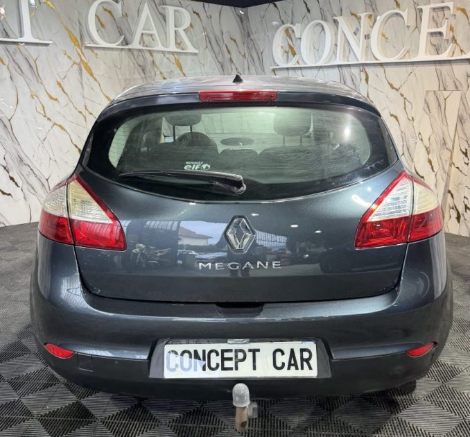 RENAULT MEGANE 1.6 JE T AIME 2012 - 50 800Kms - Distrib ok - Premier Main - Suivit RENAULT