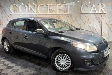 RENAULT MEGANE 1.6 JE T AIME 2012 - 50 800Kms - Distrib ok - Premier Main - Suivit RENAULT