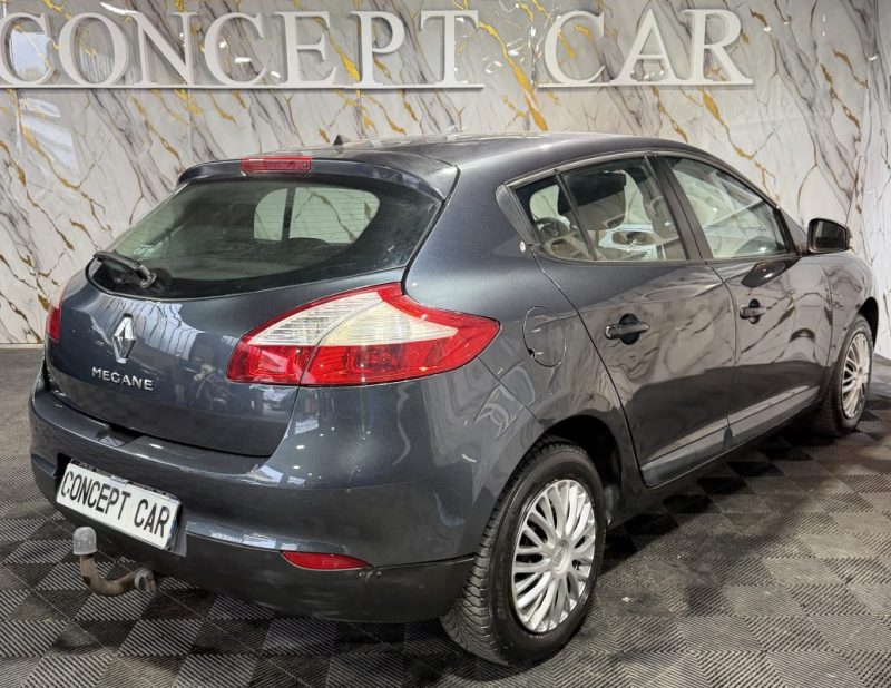 RENAULT MEGANE 1.6 JE T AIME 2012 - 50 800Kms - Distrib ok - Premier Main - Suivit RENAULT