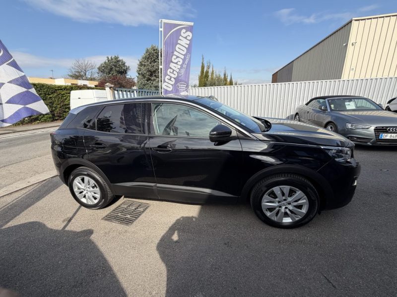 PEUGEOT 3008 SUV  1.5 BLUEHDI 130 2018