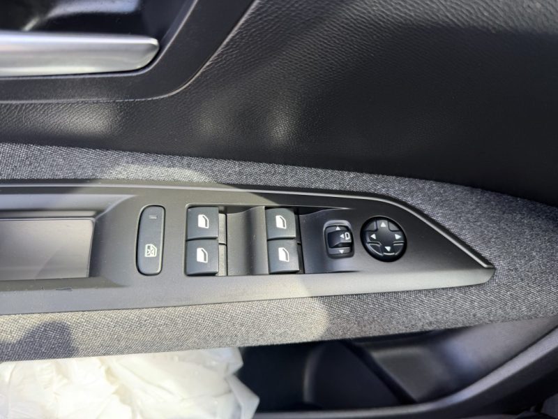 PEUGEOT 3008 SUV  1.5 BLUEHDI 130 2018