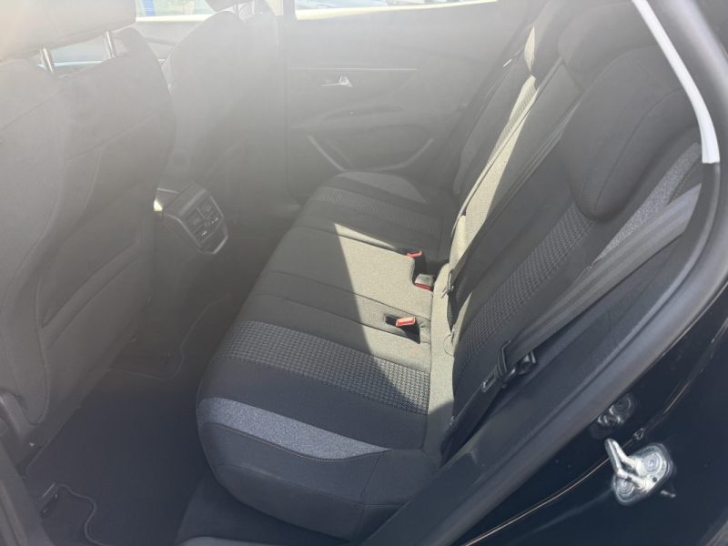 PEUGEOT 3008 SUV  1.5 BLUEHDI 130 2018