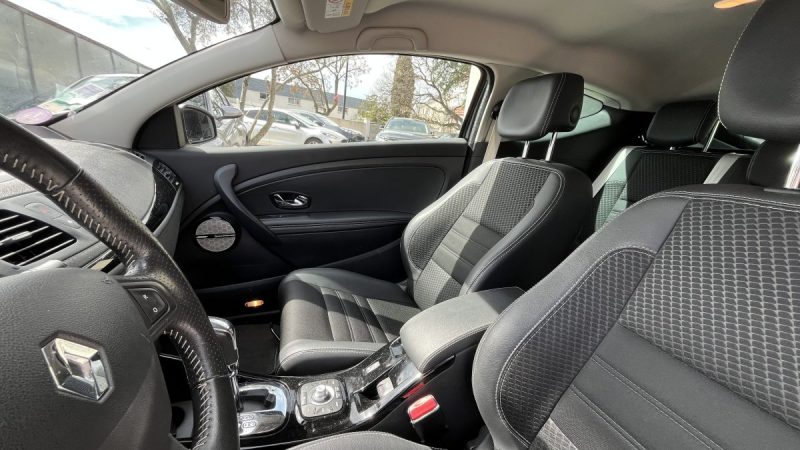 RENAULT MEGANE III 1.2 TCE 130CH BOSE EDC  2016