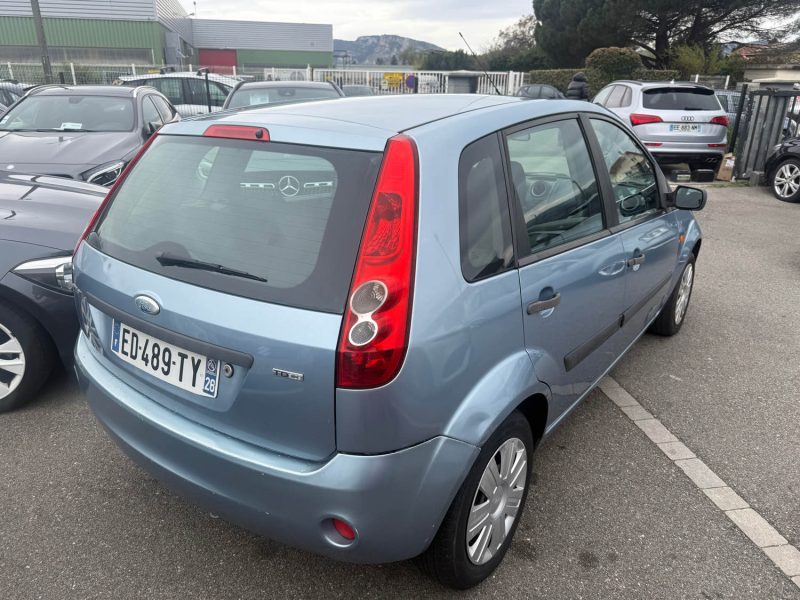 FORD FIESTA 1.4 TDCI 70CH CT OK 
