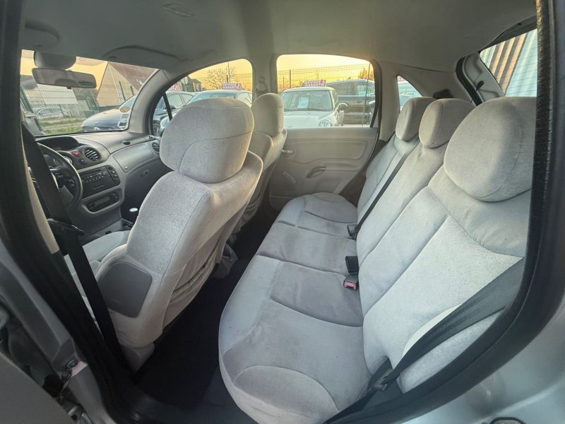 CITROEN C3 BOITE AUTOMATIQUE 1.6I - 110CV 16V EXCLUSIVE SENSODRIVE 2002