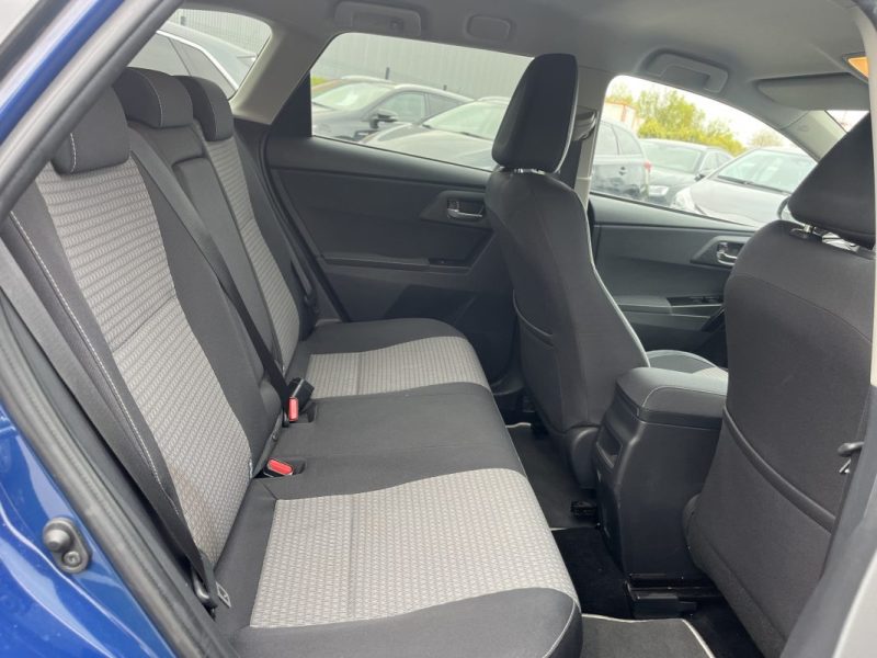 TOYOTA AURIS TOURING SPORTS 1.8 HYBRID 136h BLACK EDITION