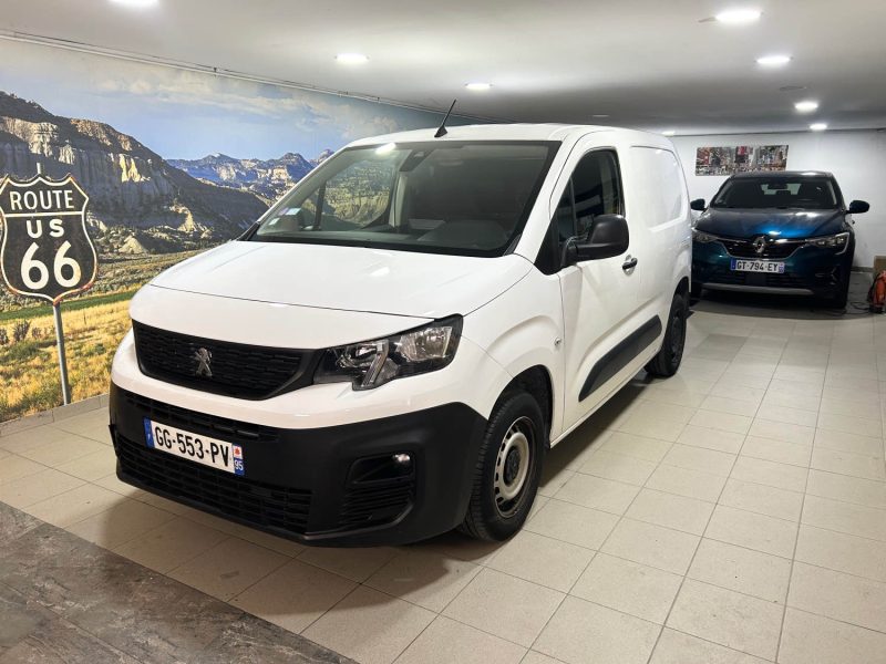 PEUGEOT PARTNER 3 M 650KG 110CH S&S PACK ASPHALT CONNECT 05/2022 PRIX HT : 6658€