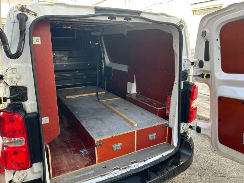 CITROEN JUMPY M 1.5 BLUEHDI 100CH S&S CONTROL PRIX HT : 7491 €