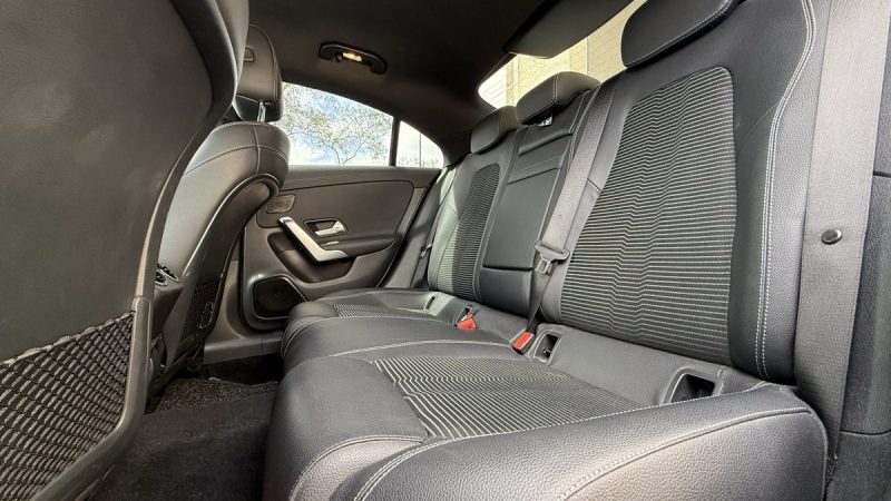 MERCEDES CLA 180 D 116CH BUSINESS LINE 7G-DCT 2019