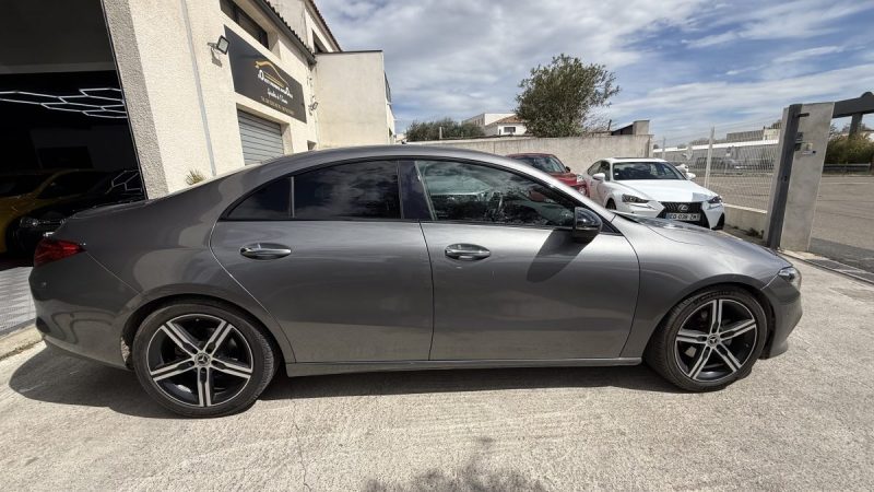 MERCEDES CLA 180 D 116CH BUSINESS LINE 7G-DCT 2019