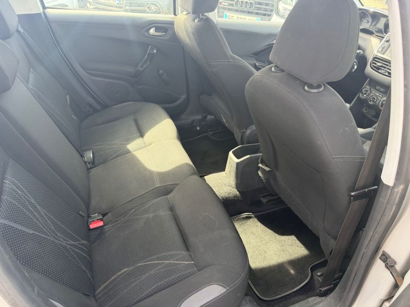 PEUGEOT 208 1.4 HDI 68CH  GARANTIE