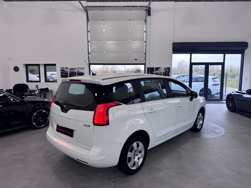 PEUGEOT 5008  1.6 HDI 115cv PHASE 2 ALLURE  /  7 PLACES / 1 ere MAIN