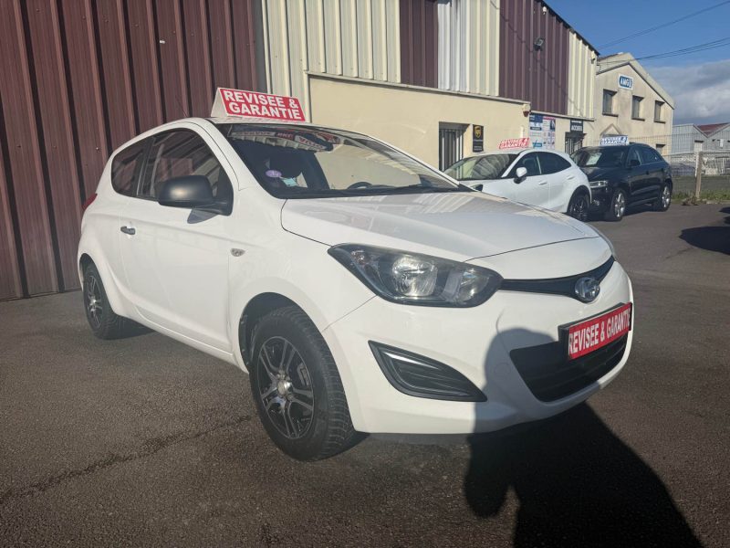 HYUNDAI I20 PHASE 2 1.2I - 16V 86CV 2013