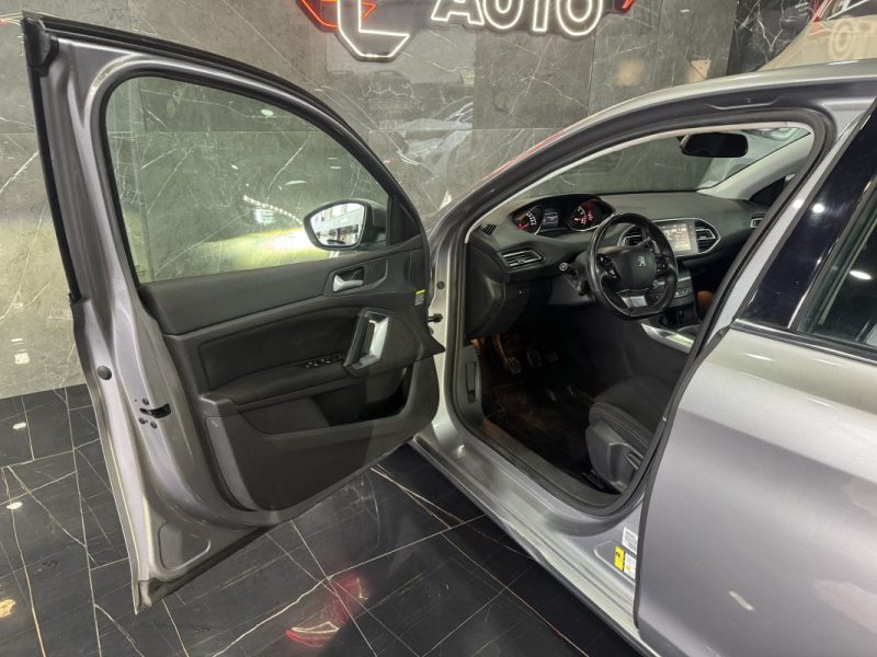 PEUGEOT 308 II 1.6 1598CM3 156CV  2013