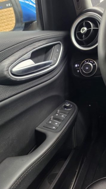 ALFA ROMEO GIULIA II 2.0 TB 200 SUPER AT8*1°Main*GPS*CUIR*