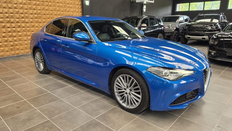 ALFA ROMEO GIULIA II 2.0 TB 200 SUPER AT8*1°Main*GPS*CUIR*