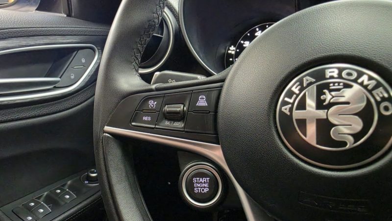ALFA ROMEO GIULIA II 2.0 TB 200 SUPER AT8*1°Main*GPS*CUIR*