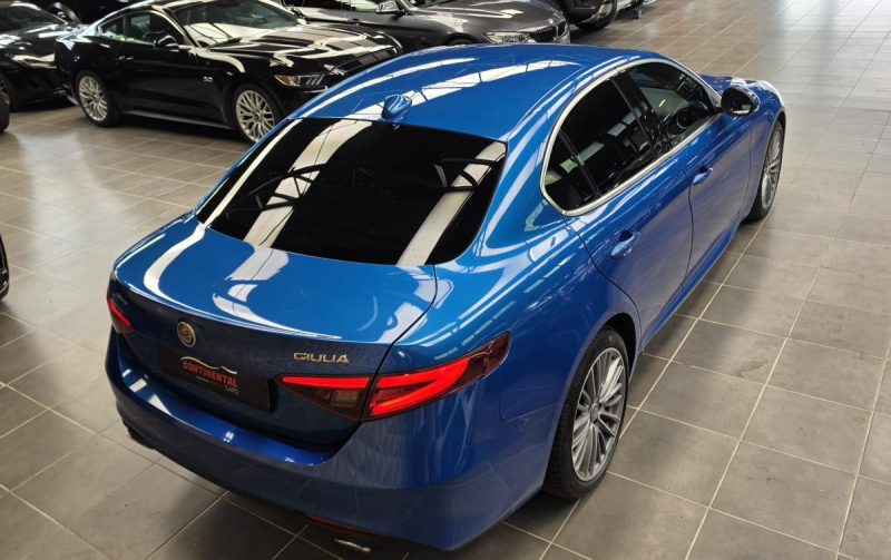 ALFA ROMEO GIULIA II 2.0 TB 200 SUPER AT8*1°Main*GPS*CUIR*