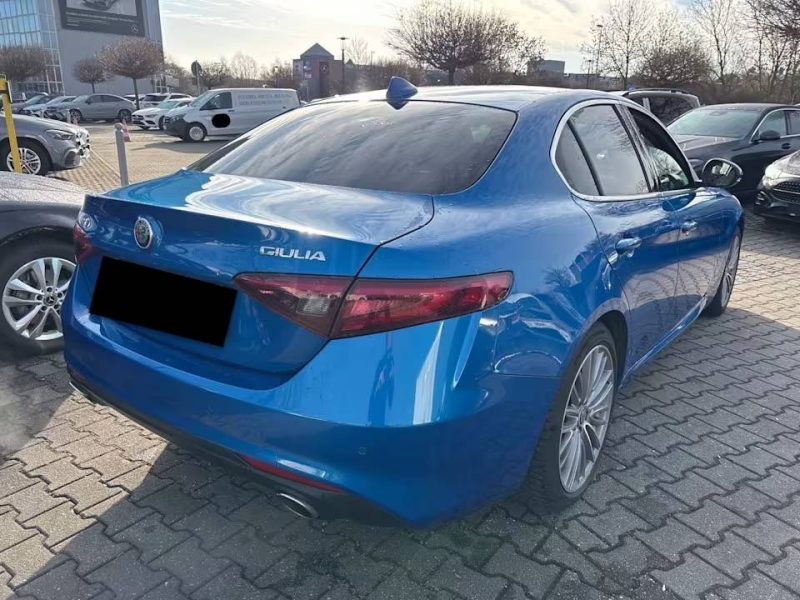 ALFA ROMEO GIULIA II 2.0 TB 200 SUPER AT8*1°Main*GPS*CUIR*