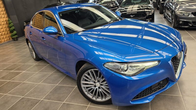 ALFA ROMEO GIULIA II 2.0 TB 200 SUPER AT8*1°Main*GPS*CUIR*