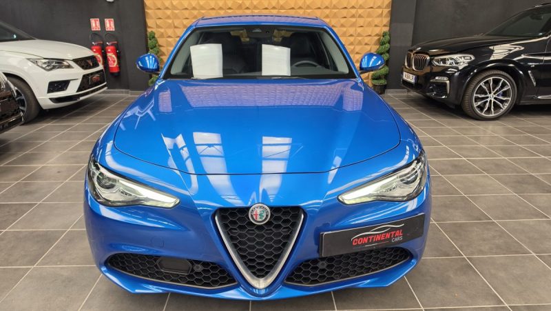 ALFA ROMEO GIULIA II 2.0 TB 200 SUPER AT8*1°Main*GPS*CUIR*