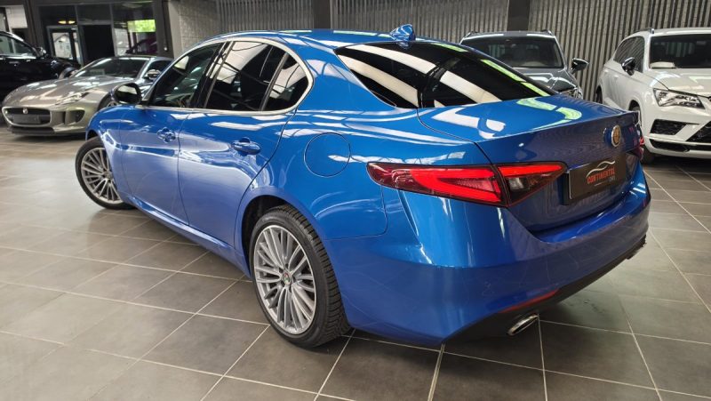 ALFA ROMEO GIULIA II 2.0 TB 200 SUPER AT8*1°Main*GPS*CUIR*
