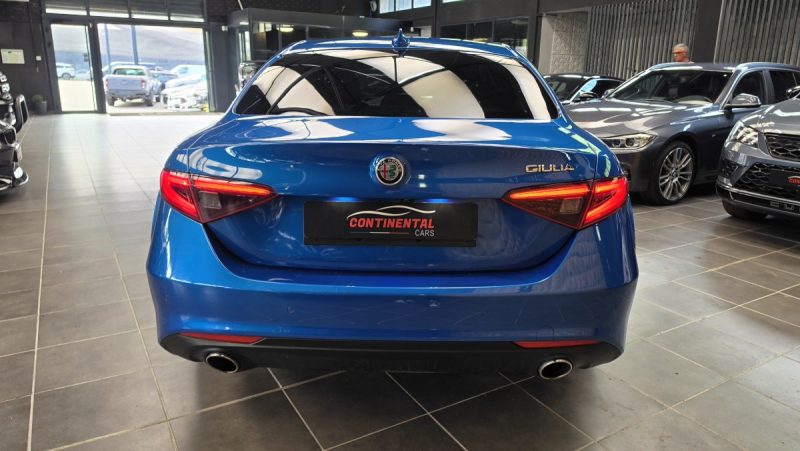 ALFA ROMEO GIULIA II 2.0 TB 200 SUPER AT8*1°Main*GPS*CUIR*