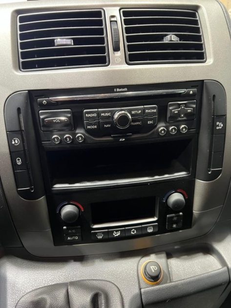 Citroën Jumpy 2.0L HDI 128ch, 9 Places, L2H1 Version Rallonger, 2 Portes Latérales ouvrantes, Garant