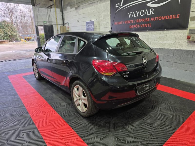 Opel Astra 1.7L Cdti 110ch, Climatisation, Kit Distribution neuf, Garantie