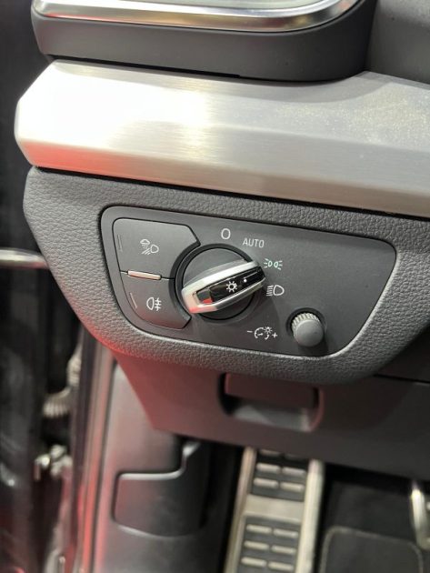 Audi Q5 S Line Quattro 40, TOIT OUVRANT, 2L TDI 190Ch Boite Auto S-Tronic 7,  Garantie