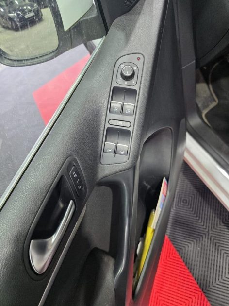 Superbe VW Tiguan 4x4 2L 150Ch, Finition Lounge, Boule d'Attelage, Toit Ouvrant, Carplay, Garantie