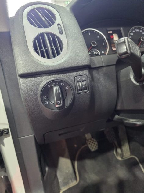 Superbe VW Tiguan 4x4 2L 150Ch, Finition Lounge, Boule d'Attelage, Toit Ouvrant, Carplay, Garantie