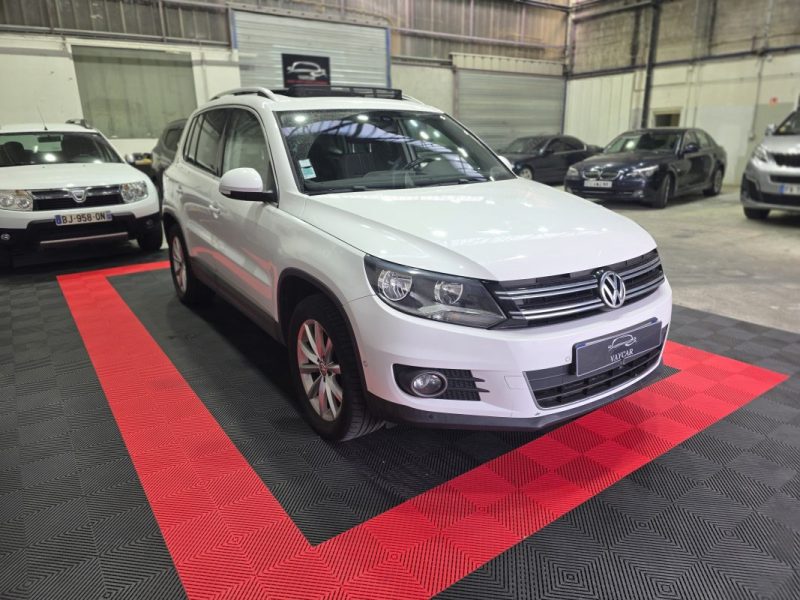Superbe VW Tiguan 4x4 2L 150Ch, Finition Lounge, Boule d'Attelage, Toit Ouvrant, Carplay, Garantie