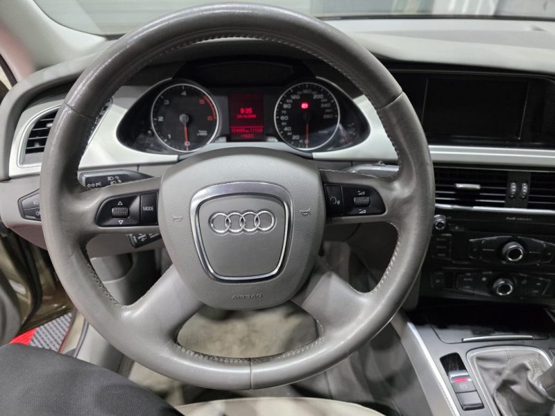 Superbe Audi A4 Ambiente 2L Tdi 143Ch, 2ème Main ✋️ Climatisation, Kit Distribution neuve, Garantie