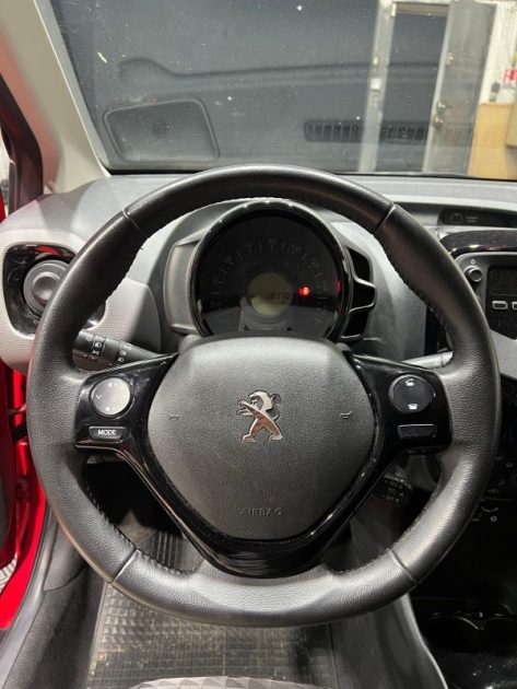 Superbe Peugeot 108 Style 1.0L Vti 72 Ch S&S, 2ème Main, Faible Km , Garantie ✅️