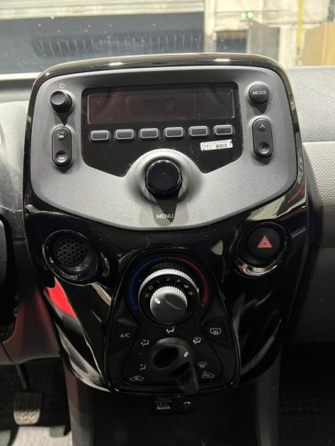 Superbe Peugeot 108 Style 1.0L Vti 72 Ch S&S, 2ème Main, Faible Km , Garantie ✅️