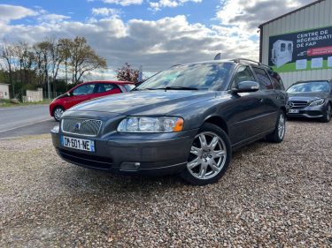 VOLVO V70 2.4 D D5 163 ch SUMMUM EDITION KINETIC GEARTRONIC
