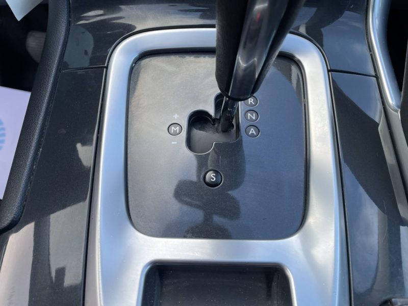 PEUGEOT   3008  1.6 HDI PREMIUM PACK   GARANTIE 3/12 MOIS 2010