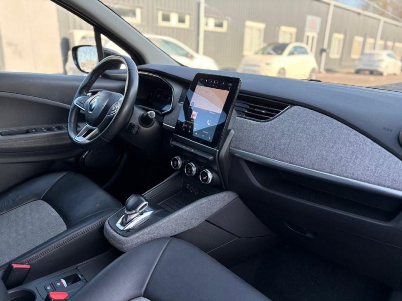 Renault Zoé Intense - R 135 - Achat intégral - Charge Rapide - Sous garantie constructeur 