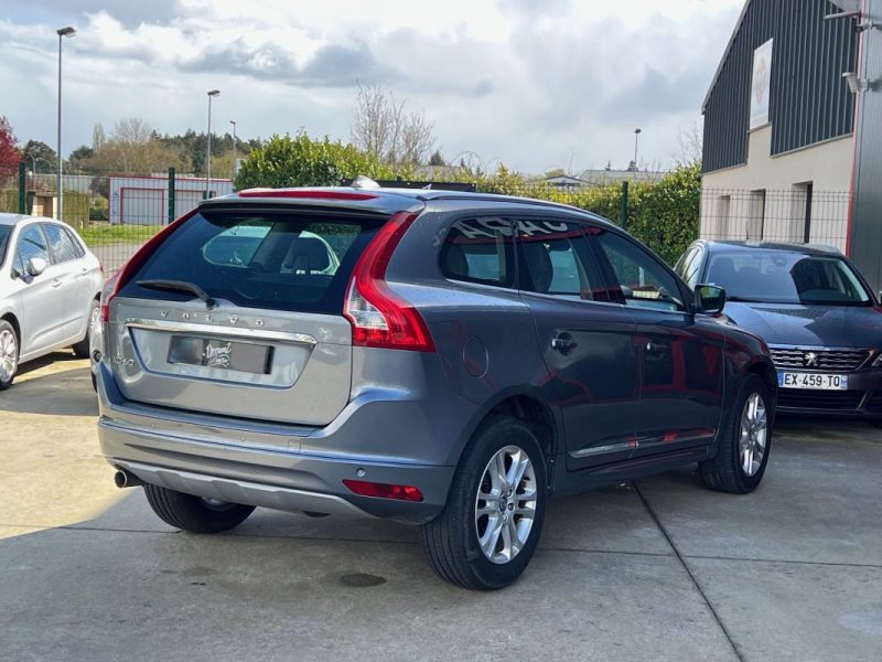 VOLVO XC60 D3 150CH MOMENTUM BUSINESS / GARANTIE 3/12 MOIS