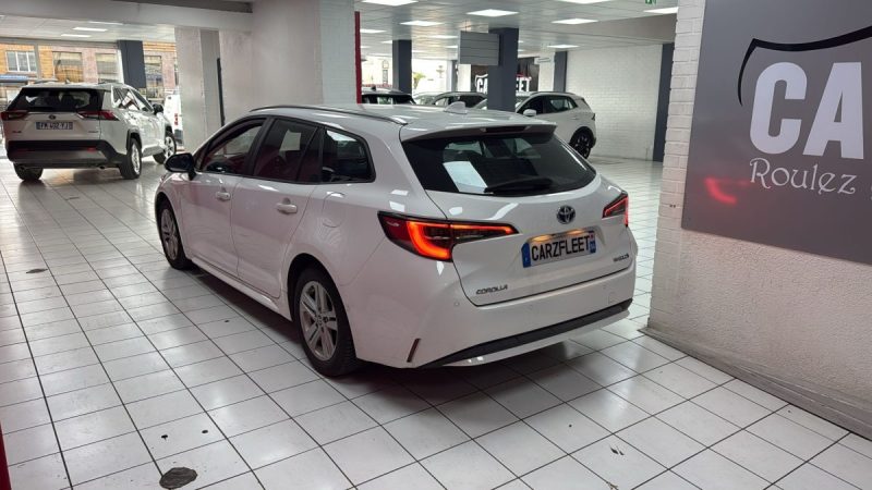 TOYOTA COROLLA TOURING SPORTS 122cv DYNAMIC BUSINESS/1 ERE MAIN/TVA RECUPERABLE