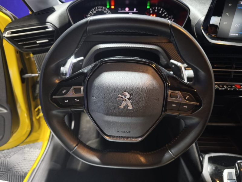 PEUGEOT 208  1.2 100 Cv ALLURE EAT8 BOITE AUTOMATIQUE