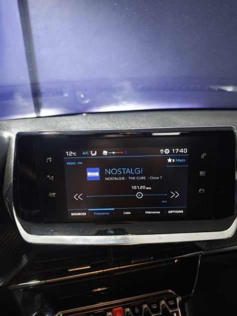 PEUGEOT 208  1.2 100 Cv ALLURE EAT8 BOITE AUTOMATIQUE