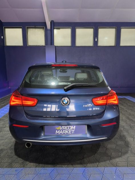 BMW SERIE 1 F20 116DA 116Cv Urban Chic AUTOMATIQUE